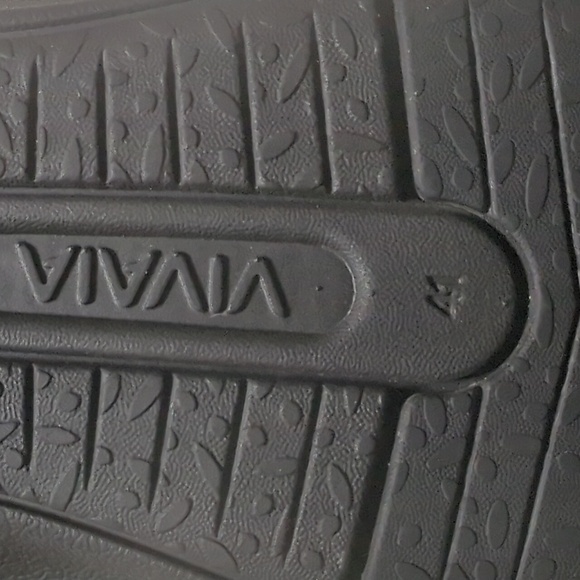 Vivaia Pull On Black Sneaker Boots Size EU 41 - US 9.5 - Picture 11 of 15